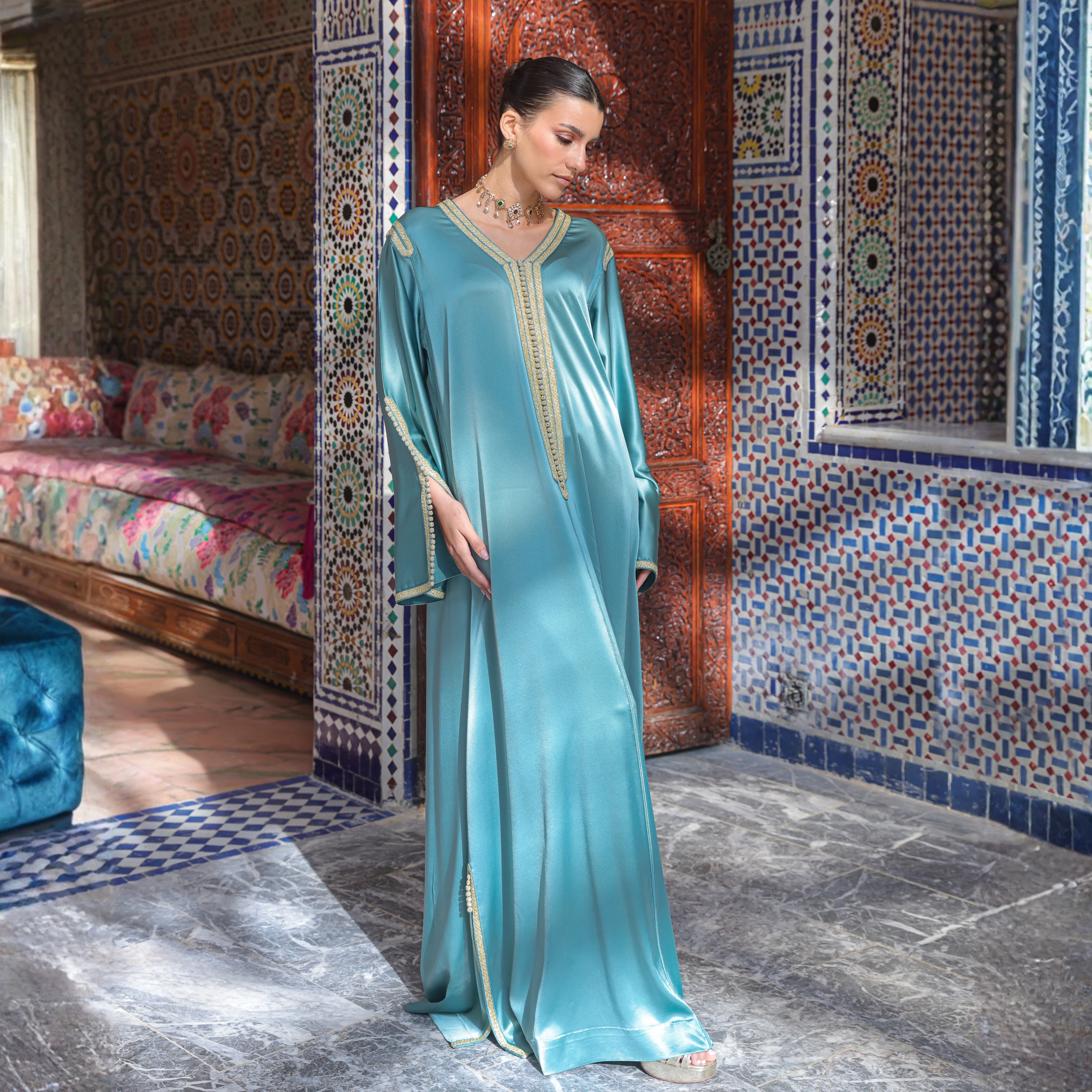 INAYA KAFTAN